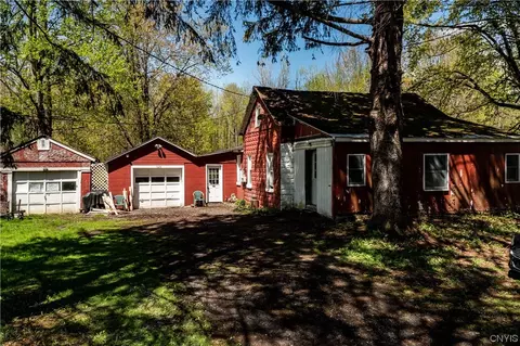 624 W Elm St, Oneida, NY 13421