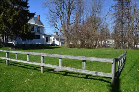 Undisclosed, Fulton, NY 13069
