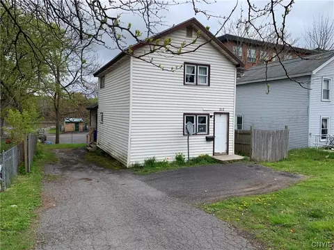 217 W 1st St S, Fulton, NY 13069