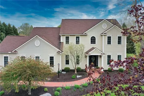 1018 Wheatfield, Camillus, NY 13031