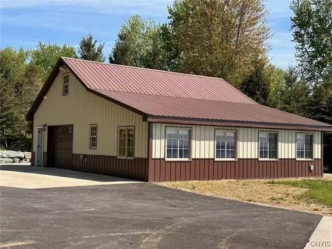 1231 State Route 49, Constantia, NY 13044