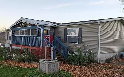 3174 Clock Rd, Lincoln, NY 13032