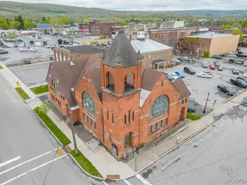 135 Green St, Herkimer, NY 13350