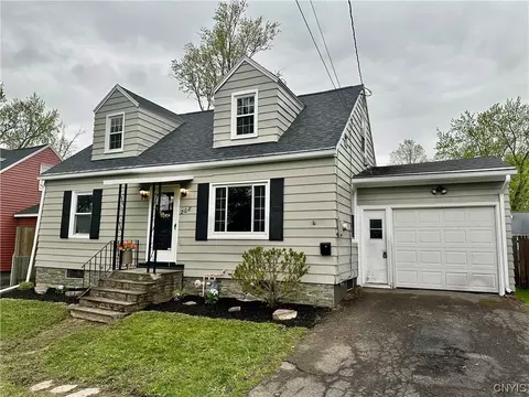 208 Gordon Ave, Salina, NY 13211