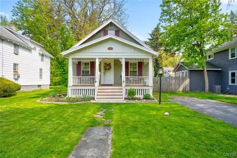 102 5th St, Salina, NY 13088