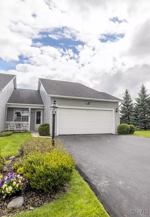 3667 Redhead, Clay, NY 13090