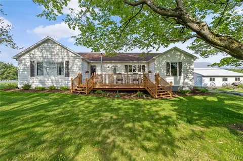 4288 Old Salt Rd, Niles, NY 13152
