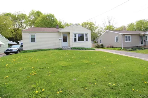 675 S Hamilton St, Watertown, NY 13601