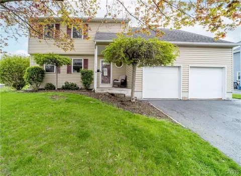 1103 3rd St, Geddes, NY 13209