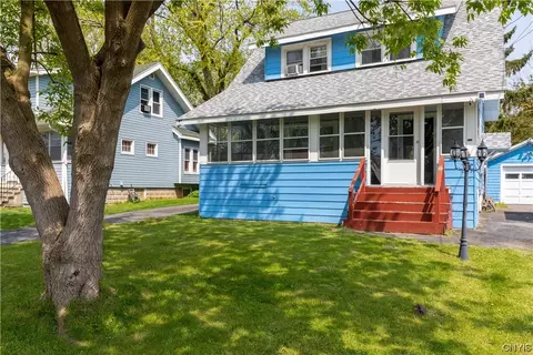 124 Brookfield Rd, Salina, NY 13211