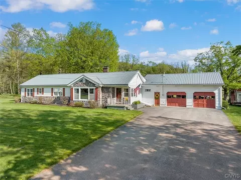 3112 North St, Newport, NY 13416