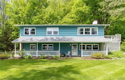 2187 W Genesee Rd, Lysander, NY 13027