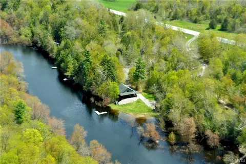 Undisclosed, Macomb, NY 13646