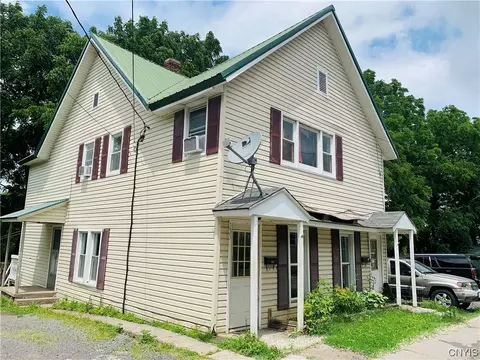 133 Scio St, Watertown, NY 13601