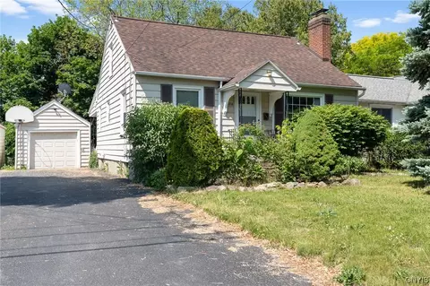 104 Cotton St, Syracuse, NY 13219