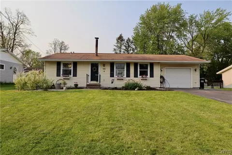 219 Lee Ter, East Syracuse, NY 13057