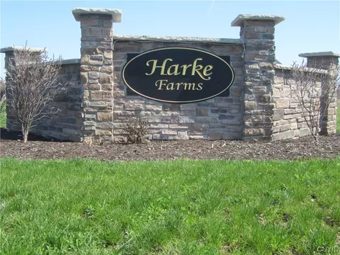 3841 Harke Ln, Clay, NY 13090