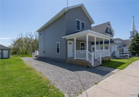 6 Rock St, Alexandria, NY 13607
