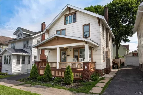 16 Rose Pl, Utica, NY 13502
