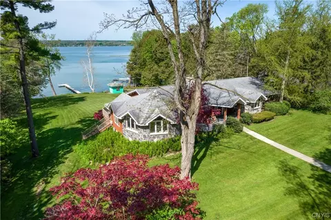5043 Gleason Dr, Owasco, NY 13021