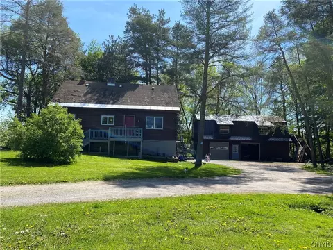 1198 Mt Hope Ave, Oneida, NY 13421