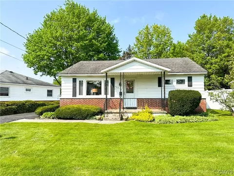 463 Euclid Rd, Utica, NY 13502