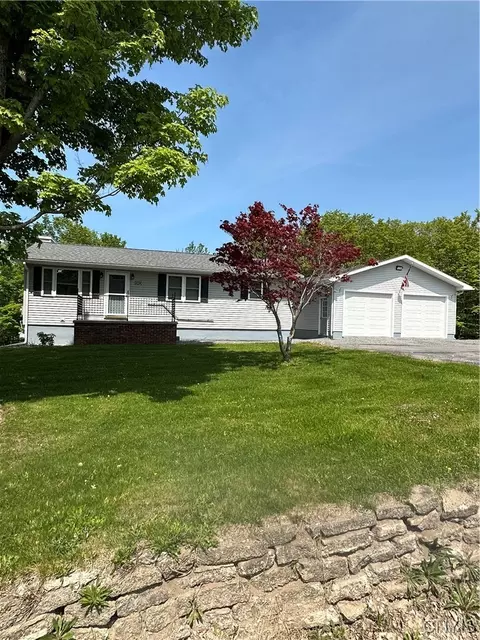 6281 W Cavanaugh Rd S, Marcy, NY 13403