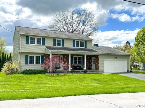 15 Elliott Pl, Kirkland, NY 13323