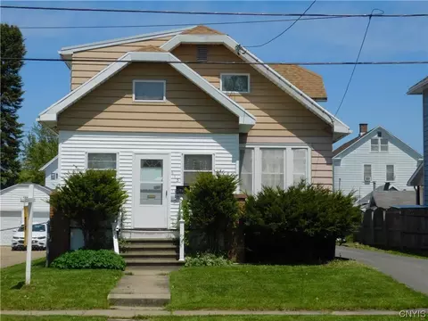 613 Plymouth Pl, Utica, NY 13501