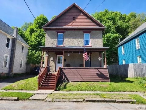 426 Lincoln St, Watertown, NY 13601