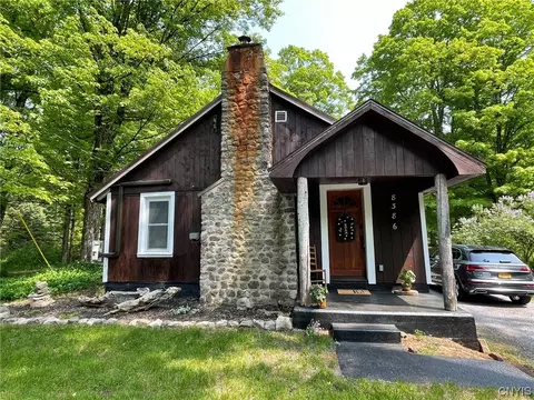 8386 Halstead Rd, Vienna, NY 13308