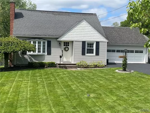 1009 Oswego St, Salina, NY 13088