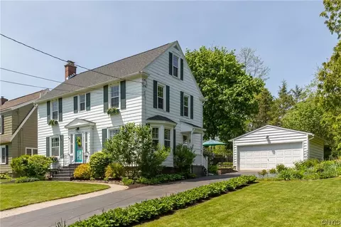 208 Wellington Rd, Syracuse, NY 13214