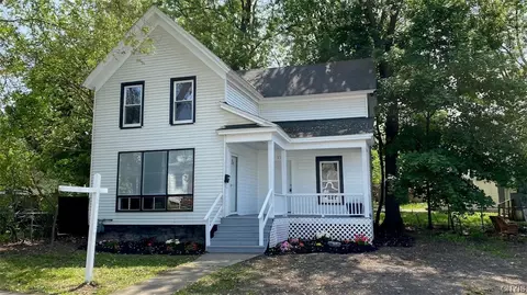 417 Burdick Ave, Syracuse, NY 13208