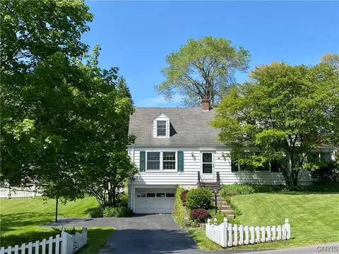 101 Revere Rd, Syracuse, NY 13214