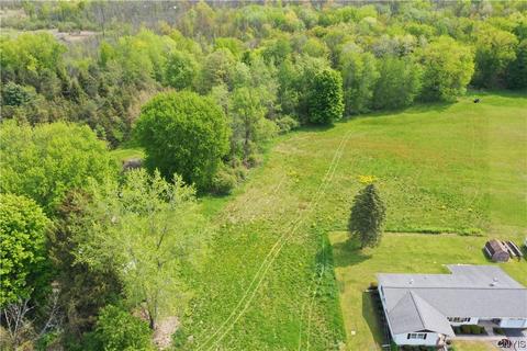 0 N Division Rd, Throop, NY 13021