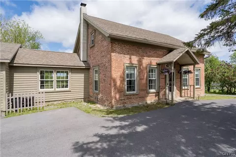 20019 Burton Rd, Hounsfield, NY 13685
