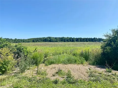 8363 Co Route 8, Cape Vincent, NY 13618