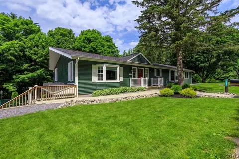 1399 Berry Rd, Lafayette, NY 13084