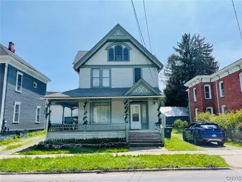 49 Madison St, Cortland, NY 13045