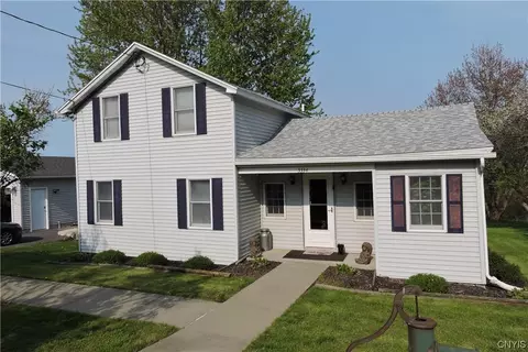 3334 Fox Rd, Onondaga, NY 13215