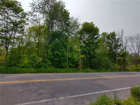 6963 River Rd, Van Buren, NY 13112