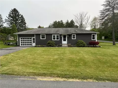 2782 E Rude St, Brutus, NY 13166