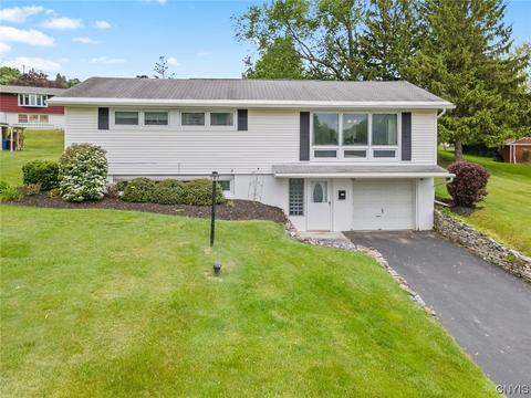 102 Whitney Rd, Syracuse, NY 13219