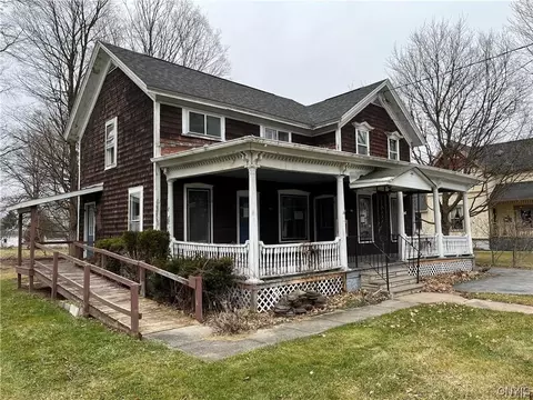 317 N Main St, Lenox, NY 13032