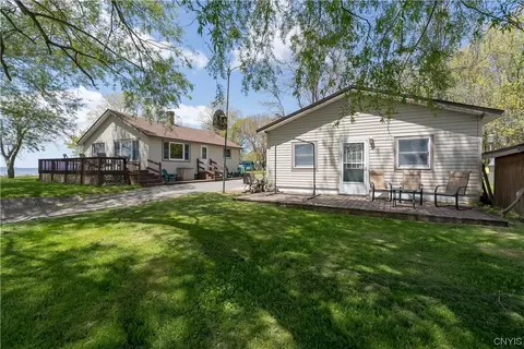 10678 Road 987, Dexter, NY 13634