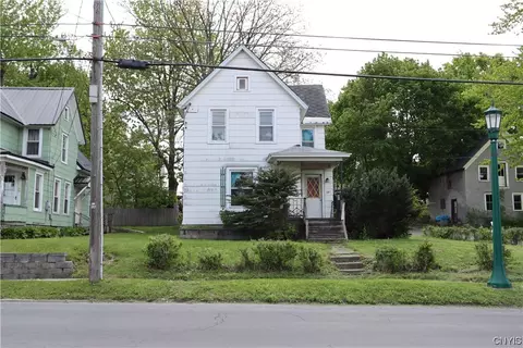 726 Leray St, Watertown, NY 13601