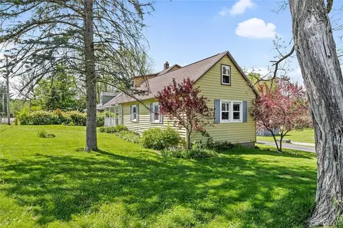 2183 Bitters Rd, Camillus, NY 13031