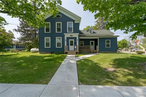 532 James St, Clayton, NY 13624