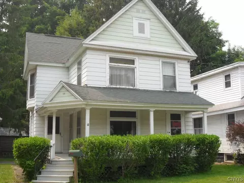 110 W 6th St N, Fulton, NY 13069